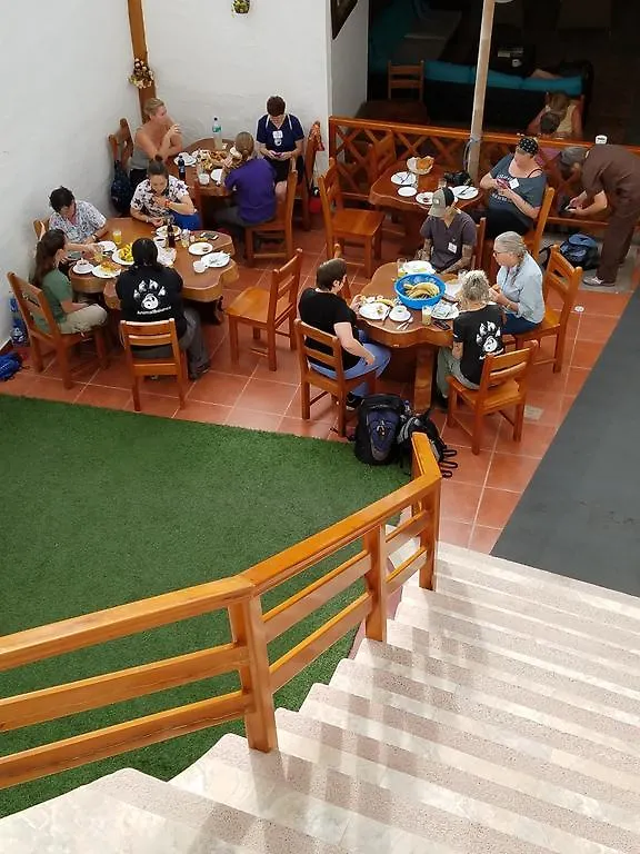 Hostal Espana Puerto Ayora  Hotell